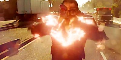 Supergirl Meets Reactron Clip