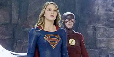 More Supergirl/Flash Images