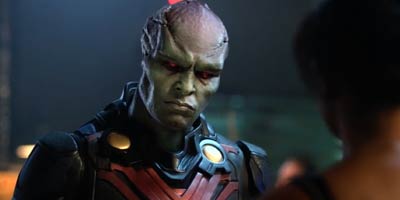 J'onn Meets Ms. Martian Sneak Peek